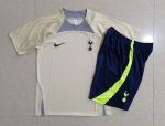 Tottenham Hotspur 22-23 Yellow Training Short Sleeve Set with 5-Inch Shorts - 图片 9