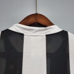 Newcastle United 1995-1997 Home Retro Shirt - 图片 3