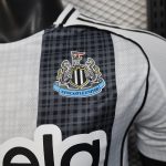 Newcastle United 25/26 Home Player Version - 图片 5