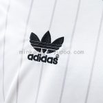 Man Utd 1983 Away Retro Jersey - 图片 3