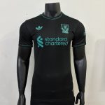 Liverpool FC 25-26 Player Version Black Green Label - 图片 3