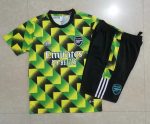 Arsenal Splatter Green Short Sleeve Training Set with 5-Panel Shorts - 图片 9
