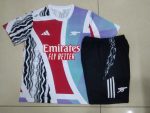 Arsenal 24-25 Short Sleeve Red Blue Black Splatter Training T-Shirt - 图片 9